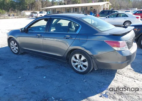 2008 Honda Accord 2.4 Ex-L z USA, uszkodzony, nr VIN 1HGCP26878A132990